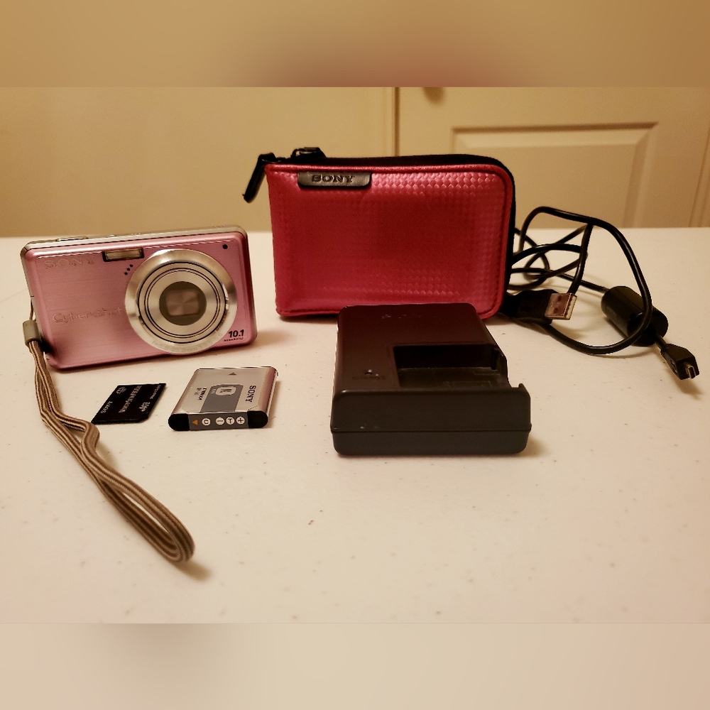 Sony Cyber-Shot DSC-S950 Digital Camera Color Pink
